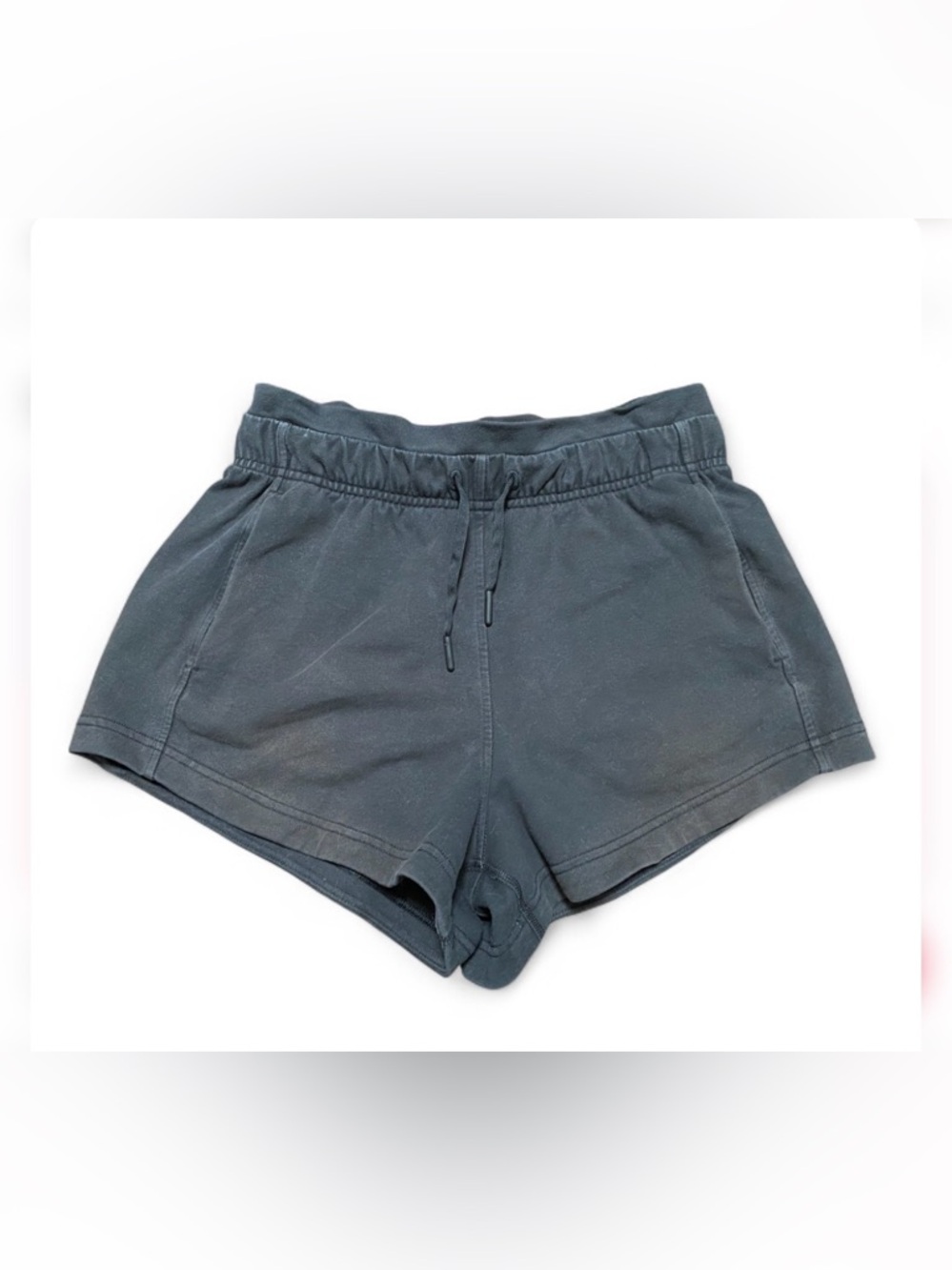 SOLD OUT Lululemon Black Inner Glow High Rise Workout Yoga Pilates Active Shorts
